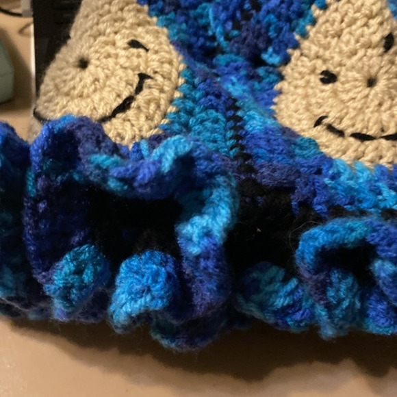 Crochet cotton sunflower bucket hat. - Picture 3 of 4